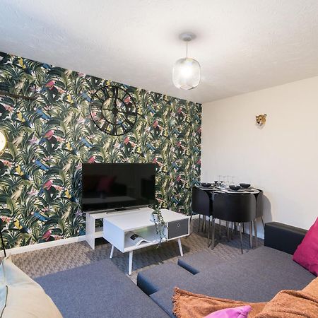 Coventry- Perchfoot 3 Bedroom Contractor And Pet-Friendly Spacious House By Sublime Stays Dış mekan fotoğraf