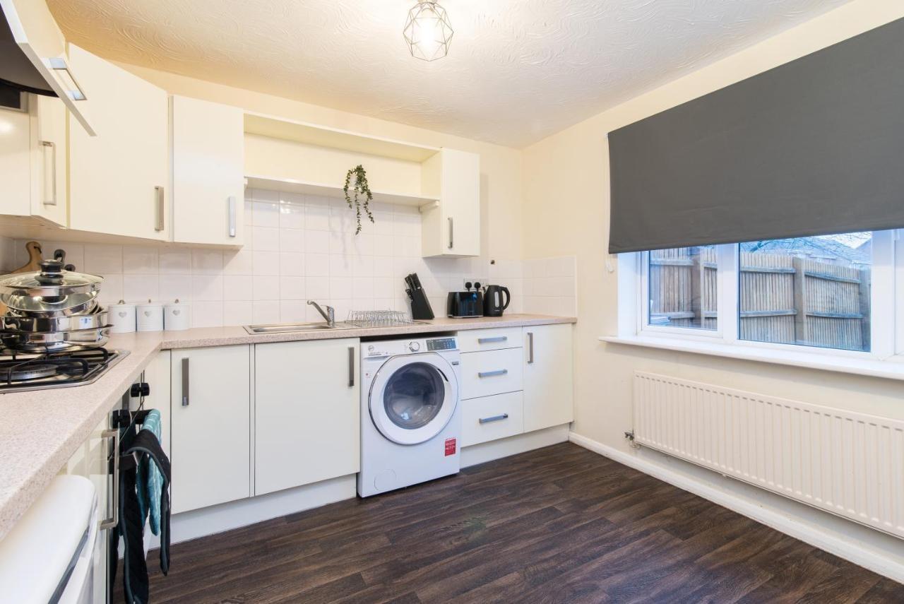 Coventry- Perchfoot 3 Bedroom Contractor And Pet-Friendly Spacious House By Sublime Stays Dış mekan fotoğraf
