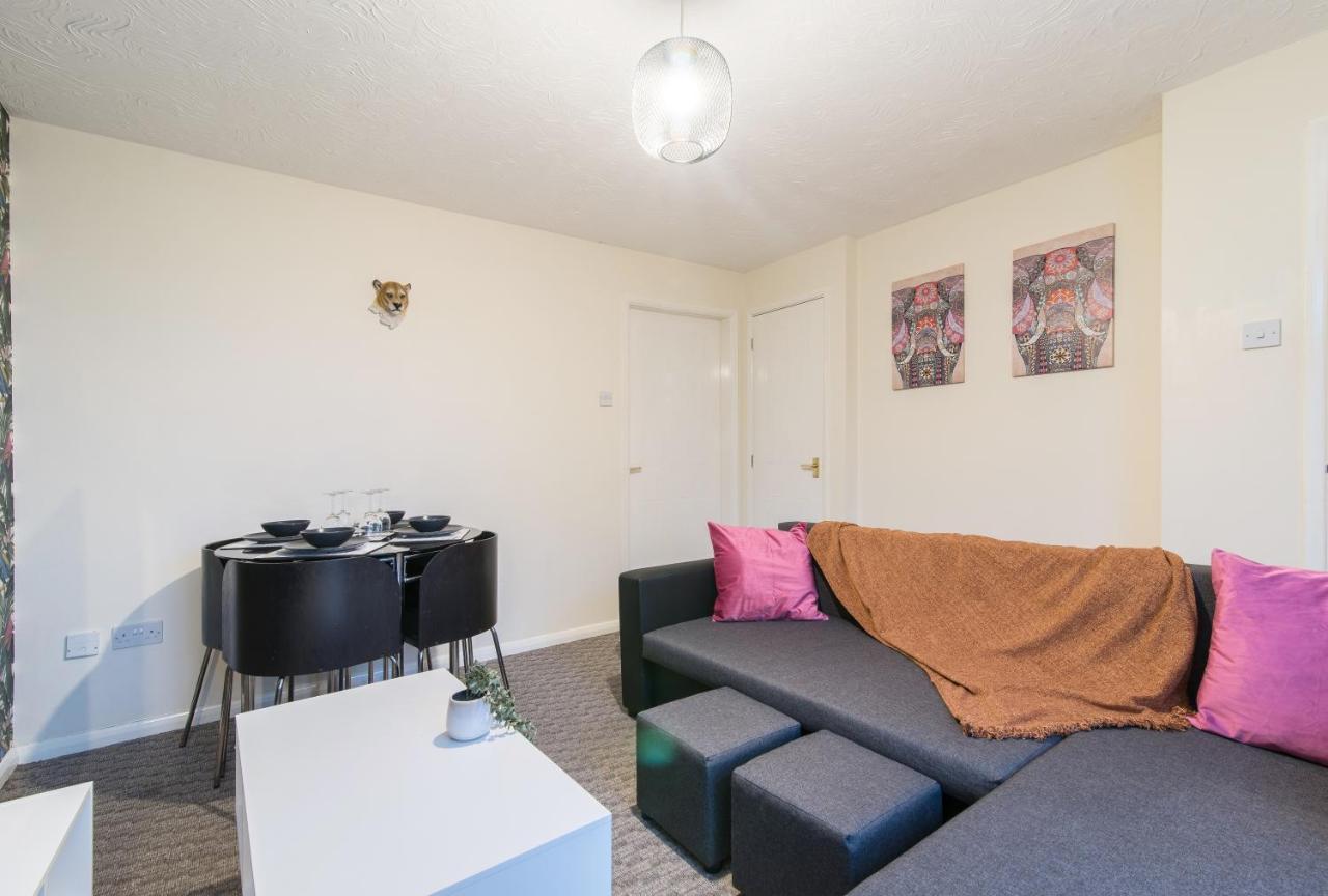 Coventry- Perchfoot 3 Bedroom Contractor And Pet-Friendly Spacious House By Sublime Stays Dış mekan fotoğraf